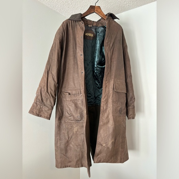 Vintage Danier long leather coat - Picture 2 of 3